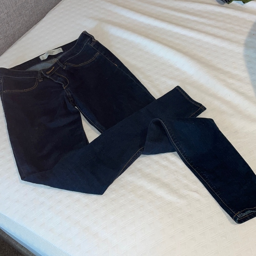 The PERFECT dark skinny jean